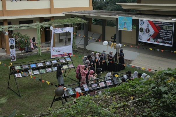 Mahasiswa Fakultas Dakwah dan Ilmu Komunikasi UIN Suka Riau Gelar Pameran Foto di 