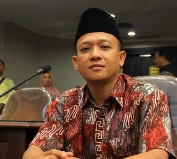 Zainal, anggota komisi 1 DPRD Pekanbaru. (R24/int)