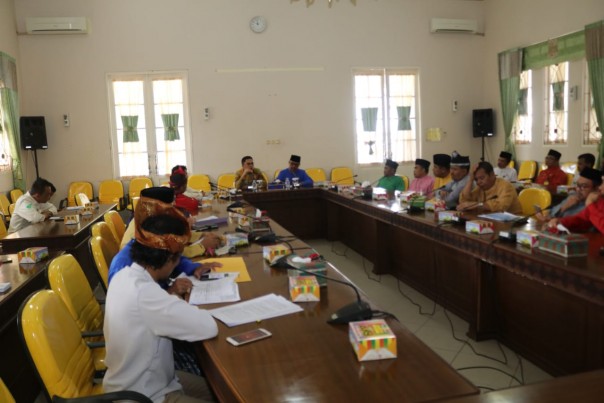 Kedatangan rombongan anggota DPD RI daerah pemilihan Riau Edwin Pratama Putra ke Kota Istana untuk mengelar reses perdana di Provinsi Riau (foto/Lin)