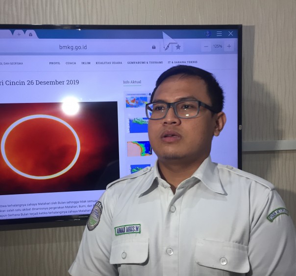 Staf Analisa BMKG stasiun Pekanbaru, Ahmad Agus Widodo 