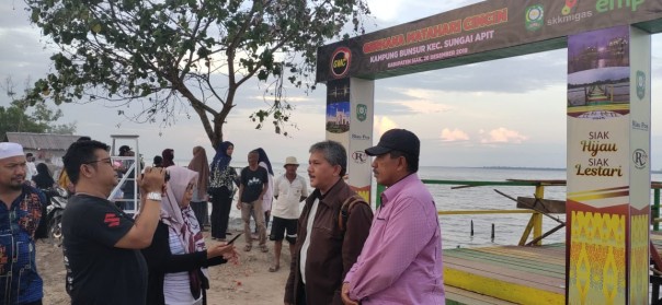 Bupati Siak Alfedri Sosialisasikan Kampung  Binaan keluarga Sakinah di Kampung Tanjung Kuras serta Kampung Kayu Ara (foto/int)