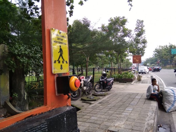 Dinas Perhubungan Kota Pekanbaru baru-baru ini menambahkan rambu-rambu yang dibuat untuk pejalan kaki. (R24/put)