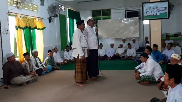 Silaturahmi masyarakat Desa Geringging Baru Kecamatan Sentajo Raya, Kabupaten Kuantan Singingi Provinsi Riau, dihadiri para Tokoh Nahdatul Ulama (NU) dan Pemuka masyarakat seluruh desa yang berasal dari Suku Jawa (foto/Zar)