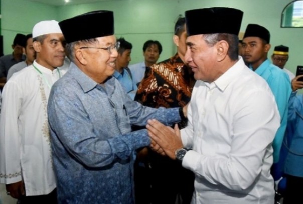 Gubernur Sumatera Utara Edy Rahmayadi bertemu dengan Jusuf Kalla (foto/int)