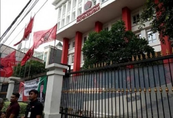 Kantor DPP PDIP di Kawasan Menteng Jakarta Pusat. Hingga saat ini KPK belum bisa memastikan kapan akan melakukan penggeledahan di gedung tersebut. Foto: int 
