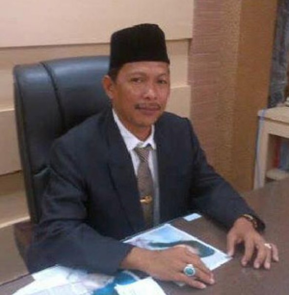 Kepala Dinas Koperasi UKM, Perdagangan dan Perindustrian (Diskop UKM Dagrin) Kabupaten Kuantan Singingi, Azhar (Foto/Zar)