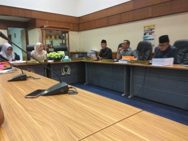 Hearing komisi III DPRD Riau (Foto: Istimewa) 