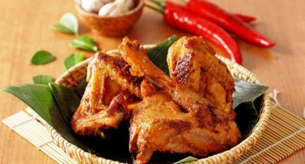Mau Buat Masakan dari Olahan Ayam yang Enak? Coba Resep Ayam Cincane