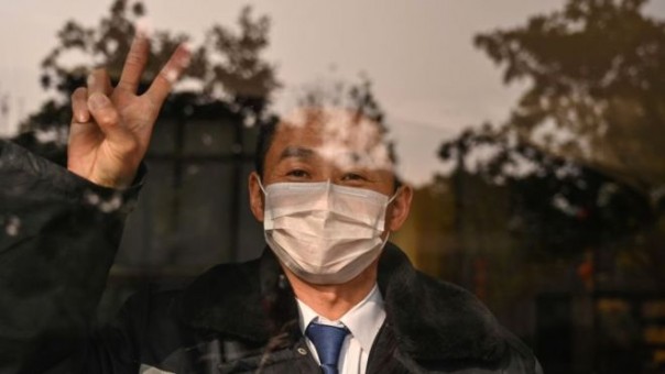 Bagikan Puluhan Ribu Masker Hingga Nasi Kotak, Kisah Solidaritas Penduduk Wuhan yang Dilanda Virus Korona Jadi Trending Topik 