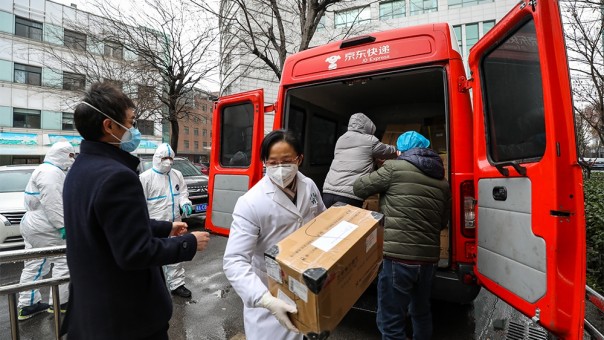 Palang Merah China Mendapat Kecaman Atas Kekacauan Bantuan Untuk Virus Corona, Petugas Medis Terancam Terinfeksi