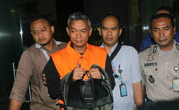 Komisioner KPU Wahyu Setiawan yang terjerat OTT dalam kasus dugaan suap PAW di DPR RI. Foto: int 