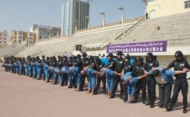 Muslim Uighur di kamp konsentrasi China