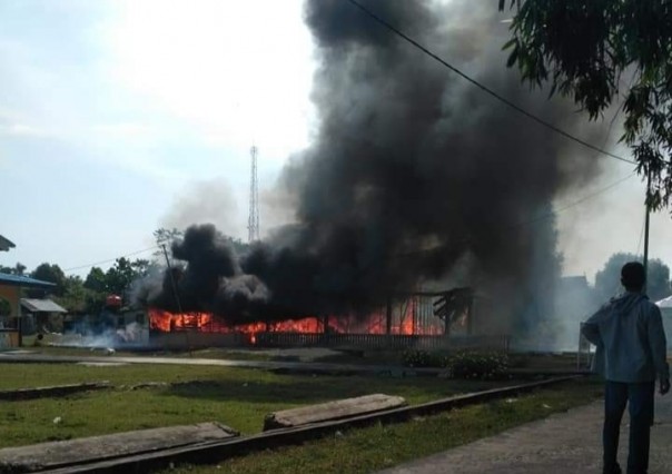 rumah warga di Dusun Ombak RT5 RW 3 Desa Teluk Rhu, Kecamatan Rupat Utara, Kabupaten Bengkalis, Riau ludes terbakar (foto/Hari)