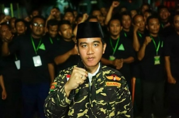 Putra Presiden Jokowi Gibran Rakabuming diangkat jadi anggota kehormatan Banser Surakarta (foto/int)