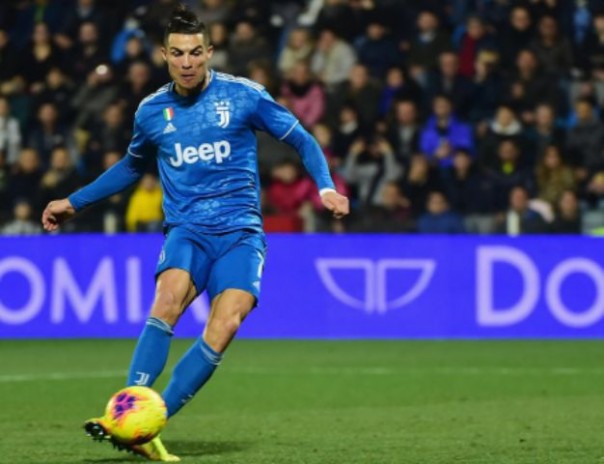 Cristiano Ronaldo sudah 11 kali mencetak gol secara berturut-turut untuk Juventus sejauh ini. Foto: int 