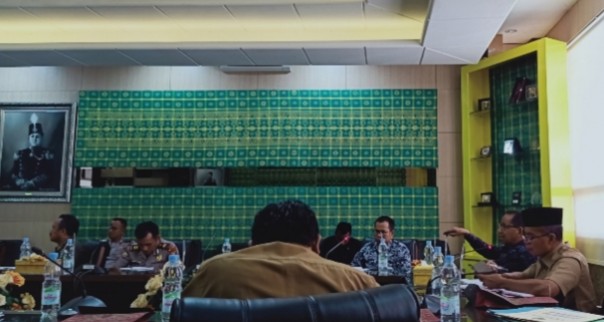 Plt Setda Kabupaten Siak, Drs. H. Jamaluddin, M.Si. diamanahi tugas sebagai Ketua Satuan Tugas Bahasa Negara (foto/Lin)