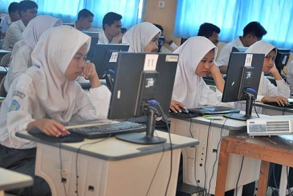 Ujian Nasional (UN) Tingkat SMP/ MTs di Kabupaten Kuantan Singingi, akan digelar secara serentak (foto/int)