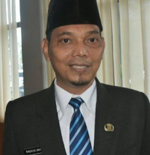Sekretaris DPRD Kabupaten Bengkalis Radius Akima (foto/int)