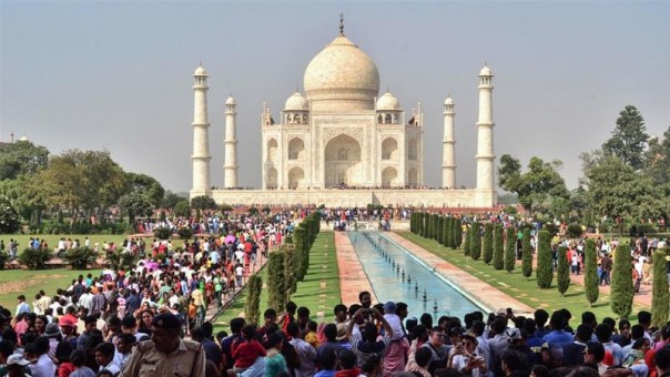 Untuk Antisipasi Penyebaran Virus Corona, Taj Mahal Resmi Ditutup Sejak Hari Ini