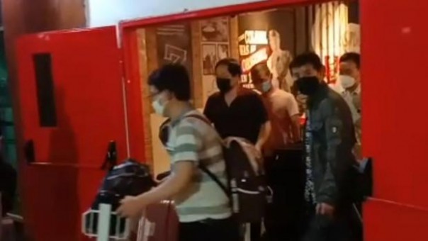 Sempat viral 49 WN China datang di Bandara Kendari (foto/int)