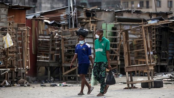 Nigeria Mengumumkan Penguncian Tiga Kota Besar Untuk Mengekang Penyebaran Virus Corona, Banyak Warga Miskin yang Tak Bisa Membeli Makanan