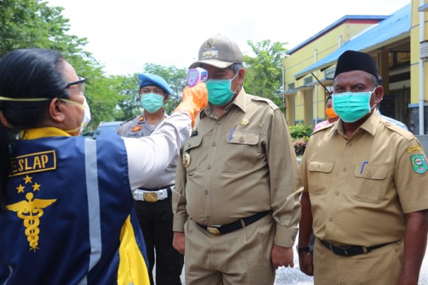 Penanganan pencegahan sebaran virus corona di Kabupaten Siak (foto/Lin)