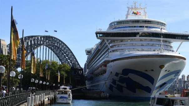 Kapal Pesiar Ruby Princess yang Terkena Virus Corona Akhirnya Berlabuh di Australia Timur