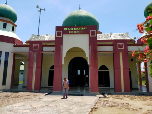 Masjid di Bengkalis berkurang jamaah namun untuk biaya operasional belum terganggu (foto/Hari)