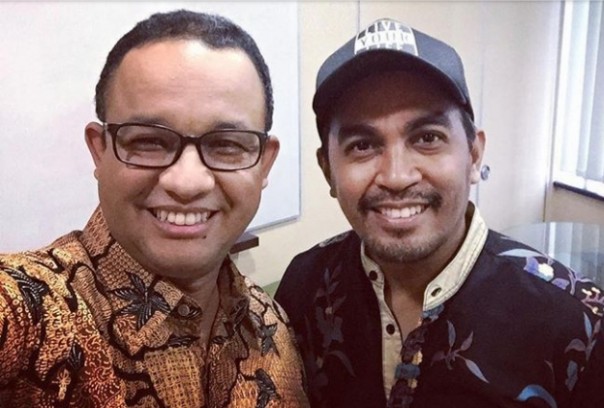 Gubernur DKI Jakarta Anies Baswedan mengenang kebersamaannya dengan Glenn Fredly (foto/int)