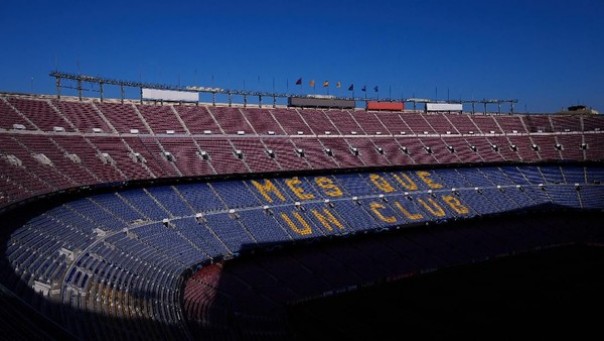 Barcelona dilaporkan bakal menutup Stadion Camp Nou buat fans dan penonton (foto/int)