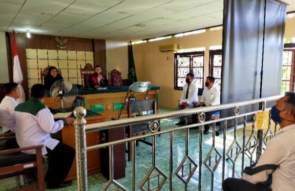 Pengadilan Negeri (PN) Bengkalis  menolak segala gugatan pemohon, terkait penetapan tersangka pelaku karhutla terhadap warga Desa Kebumen, Kecamatan Rupat Solikun bin Tunimin (foto/Hari)