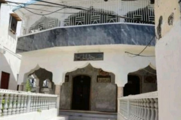 Salah satu masjid di Komoro yang ditembaki gas air mata oleh pasukan keamanan Komoro