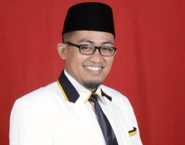 Ketua Fraksi Partai Keadilan Sejahtera (PKS) Kabupaten Kuantan Singingi, Syafril, ST (foto/int)