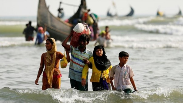 Tragis, Muslim Rohingya Dikarantina ke Sebuah Pulau yang Rawan Banjir dan Tanpa Akses Bantuan di Bangladesh, Timbulkan Risiko Mengerikan Bagi Para Pengungsi