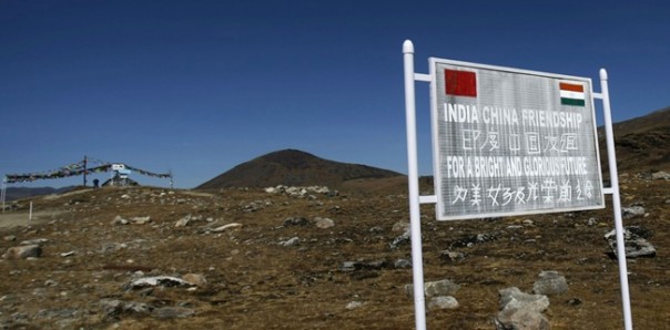 Tanda Perbatasan India dan China di Bumla, negara bagian Arunachal Pradesh, India Timur/Net