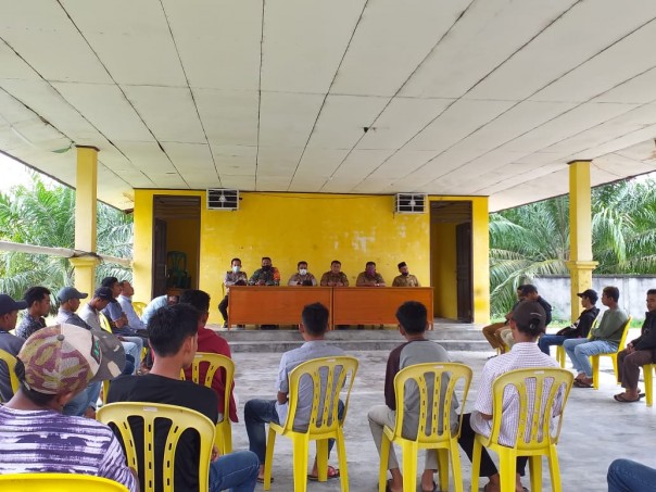 Desa Sungai Batang, Desa Ketamputih dan Desa Pematang Duku akhirnya sepakat untuk berdamai (foto/Hari)