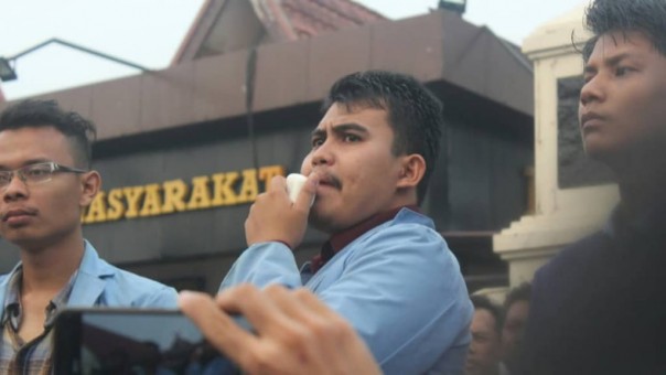 Badan Eksekutif Mahasiswa (BEM) Universitas Riau mempertanyakan janji Pemerintah Provinsi Riau juga Pemerintah Kota Pekanbaru untuk mahasiswa yang terdampak penerapan Pembatasan Sosial Berskala Besar (PSBB) di kota Pekanbaru (foto/Wira)