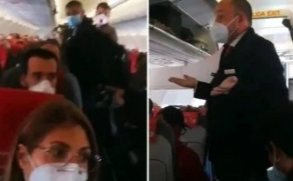 Kejadian di kabin pesawat yang viral di media sosial. Foto: int