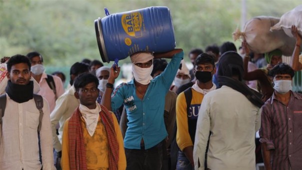 Sebanyak 23 Pekerja Migran Tewas Secara Tragis Dalam Tabrakan Hebat di India Utara, Bukti Hancurnya Pemerintah India Tangani Penguncian Virus Corona