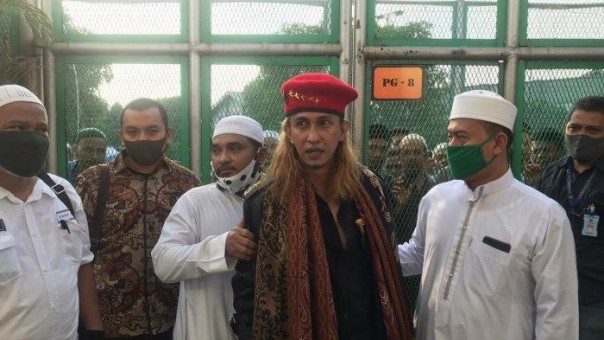 Habib Bahar bin Smith saat keluar dari penjara