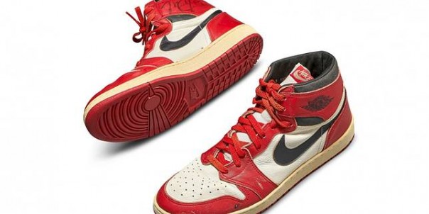 Waw Sepatu  Michael Jordan  Musim Pertama Terjual Rp8 3 