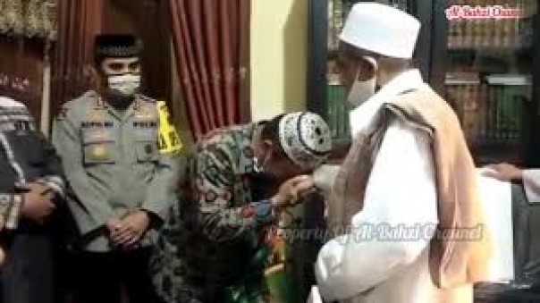 Asmadi Anggota Satpol PP Yang Tendang dan Pukul Habib Umar Assegaf Minta Maaf