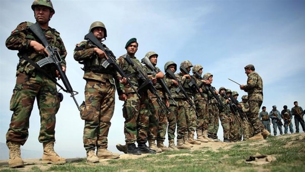 Belasan Pasukan Afghanistan Terbunuh Ketika Pemerintah Mendesak Taliban Untuk Memperpanjang Gencatan Senjata