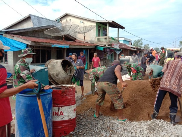Hari Kedua Pra TMMD di Desa Teluk Kiambang, Inhil Sasar Pembangunan Jalan (foto/ist)