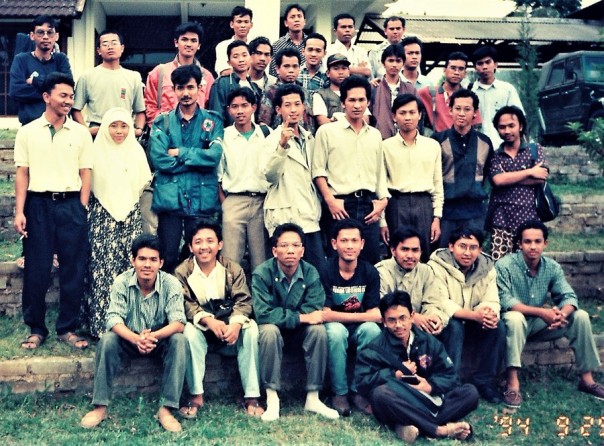 Foto lawas Fadlizon saat menjadi mahasiswa (sumber: twitter @fadlizon)