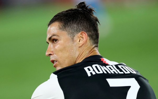 Juventus Gagal Juara Coppa Italia Akibat Dikalahkan Napoli, Netizen: Cristiano Ronaldo Kualat Melawan Sarri (foto/int)