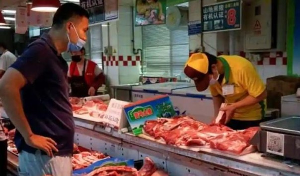 Jejak Coronavirus Masih Terdapat di Makanan Laut Dan Daging Dari Pasar Beijing