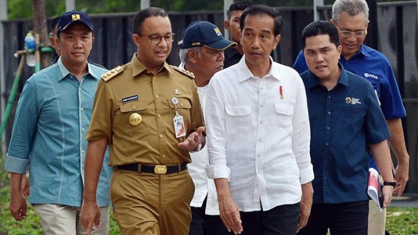 Gubernur DKI Jakarta, Anies Baswedan saat bersama Presiden Jokowi