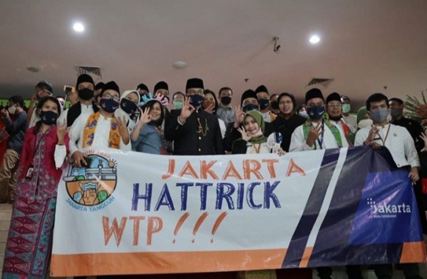 Dipegang Gubernur Anies Baswedan Jakarta Hattrick WTP, Netizen: Udah Cocok Jadi Presiden (foto/int)