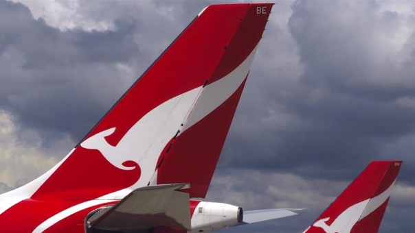 Qantas Memangkas 6.000 Pekerjaan dan Mengandangkan 100 Pesawat Sebagai Dampak Virus Corona